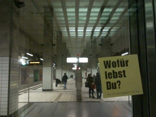 Frankfurt HS BockenheimerWarte KonradAdenauer Dezember13-f94108f4