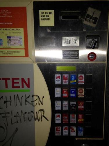 JuliusDe 04 (Large).JPG-13514848